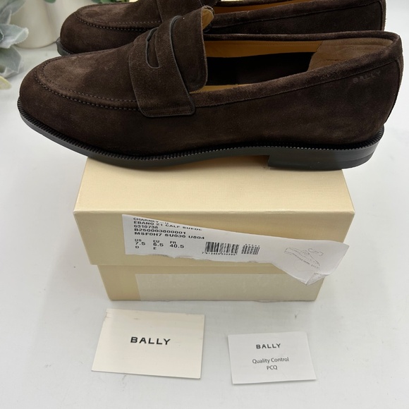 Men’s Bally  CHARNEY suede penny loafers size 7.5 US main image 5